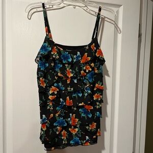 WHITE HOUSE BLACK MARKET DRESSY LAYERED FLORAL SLEEVELESS TANK SIZE MEDIUM NWT!